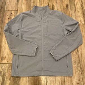 Lululemon Sojourn Windbreaker